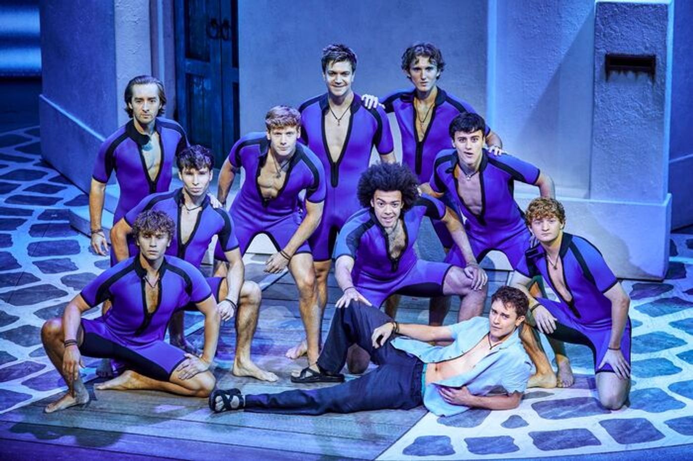 Photos/Video: First Look at the New Cast of MAMMA MIA! in the West End  Image