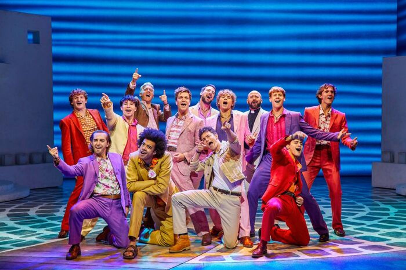 Photos/Video: First Look at the New Cast of MAMMA MIA! in the West End  Image