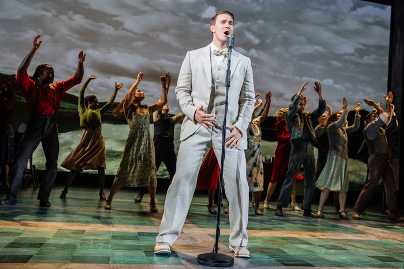 Photos: See New Production Images of GIRL FROM THE NORTH COUNTRY North American Tour  Image
