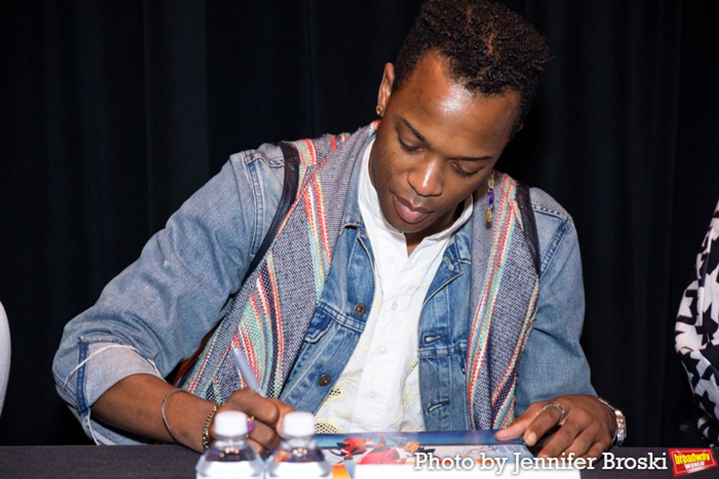 Photos: SOME LIKE IT HOT Cast and Creatives Sign Albums at the Museum of Broadway  Image