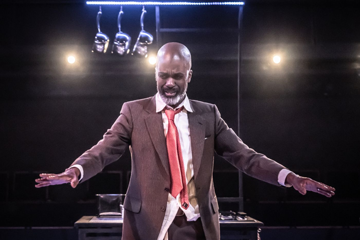 Photos: First Look at MEETINGS at the Orange Tree Theatre  Image