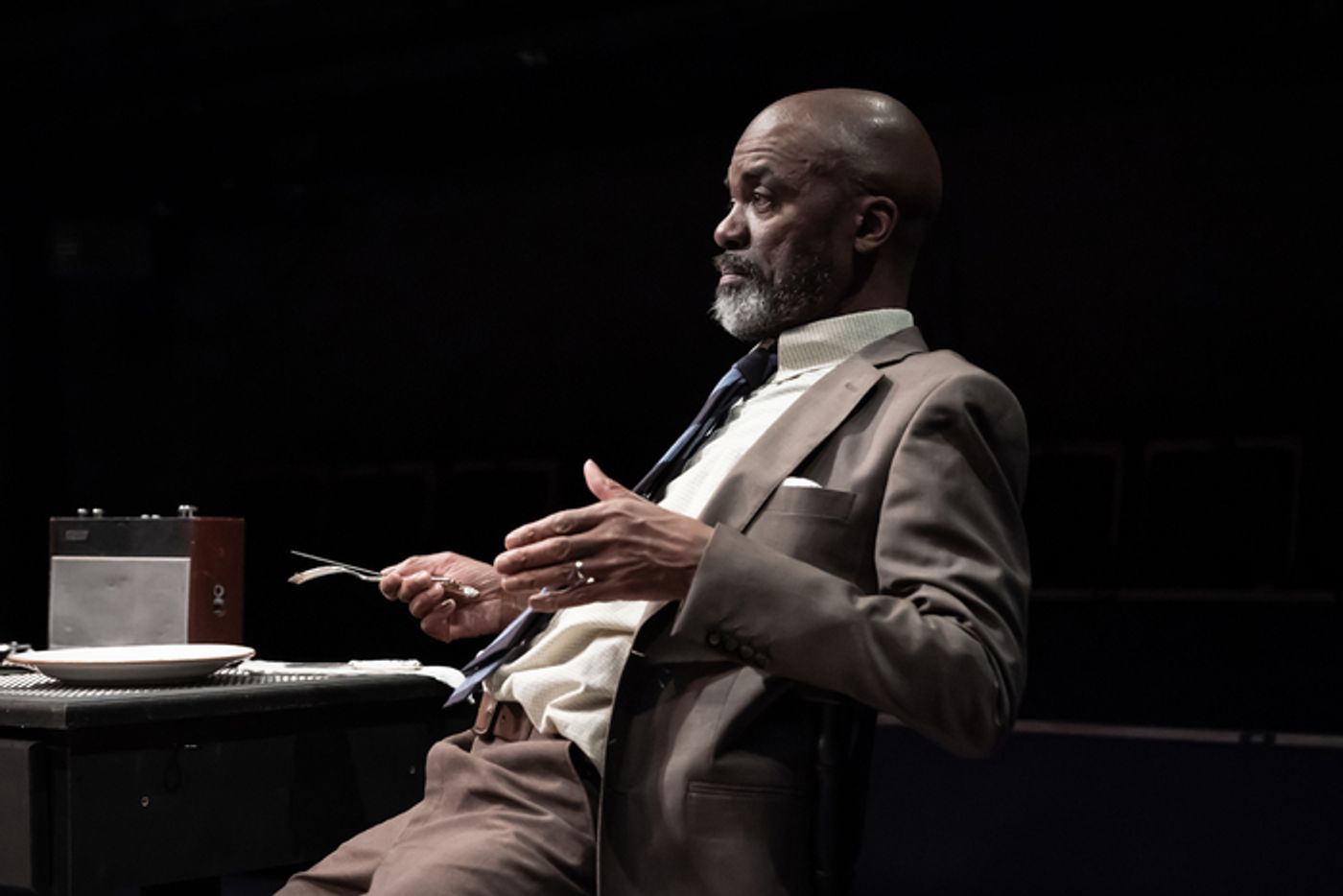 Photos: First Look at MEETINGS at the Orange Tree Theatre  Image