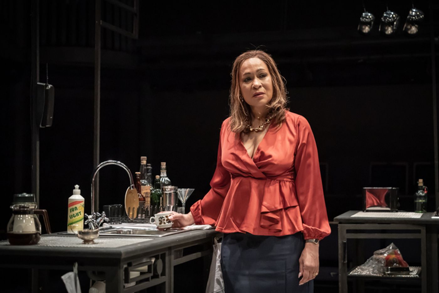 Photos: First Look at MEETINGS at the Orange Tree Theatre  Image
