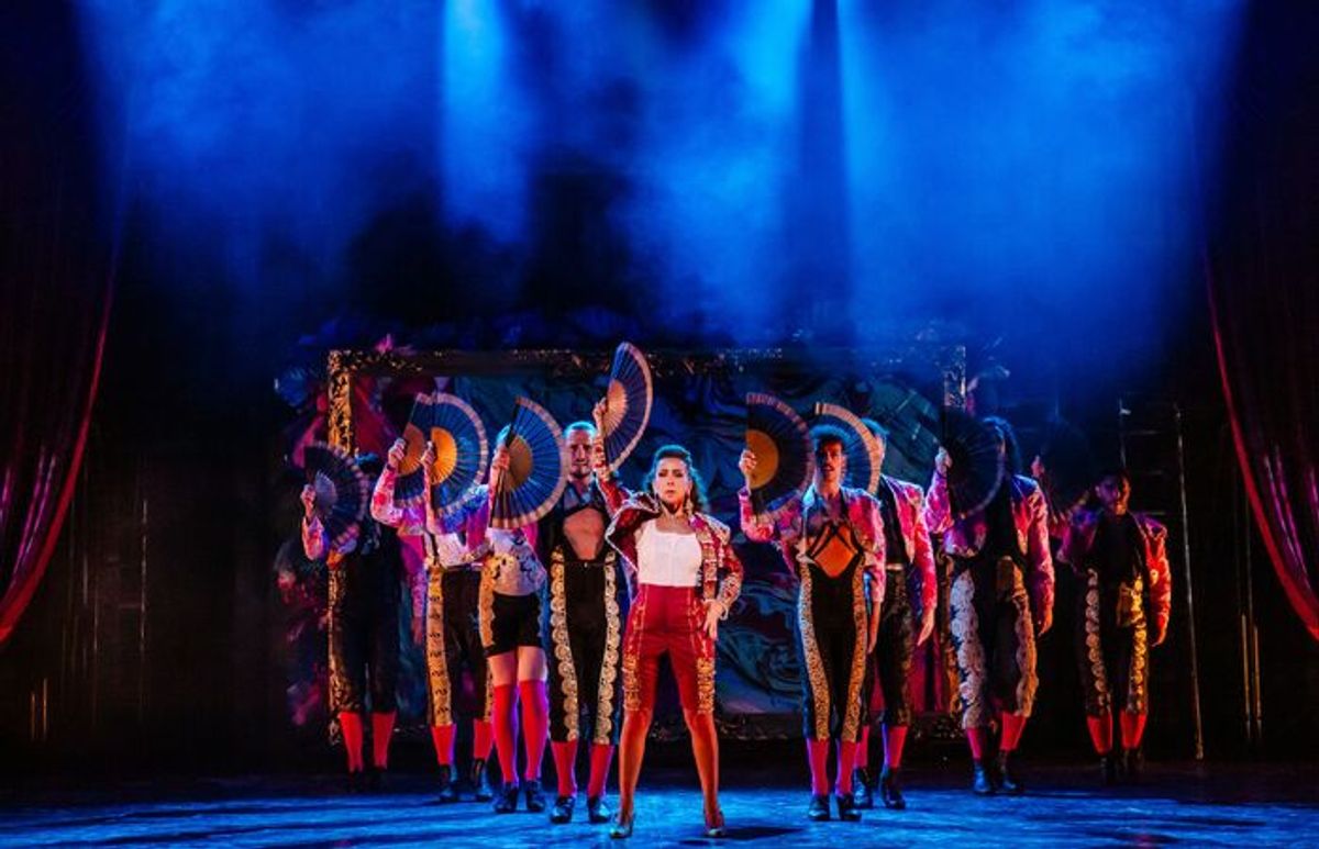 Karen Ruimy and cast at 