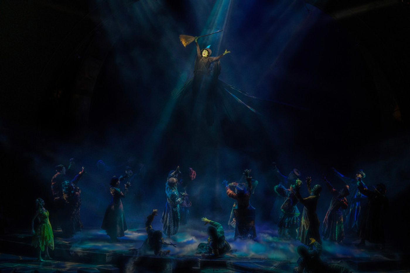 Photos: See New Images of the 20th Anniversary Cast of WICKED  Image