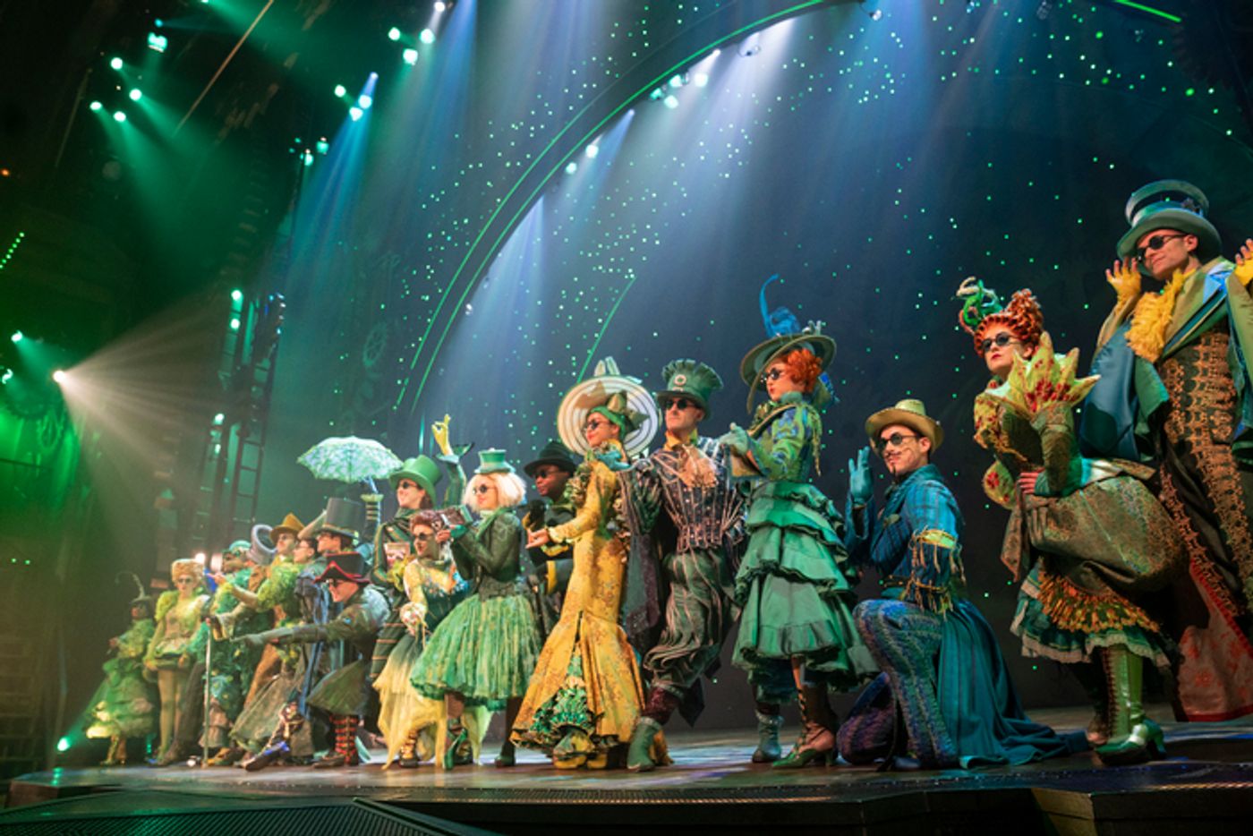 Photos: See New Images of the 20th Anniversary Cast of WICKED  Image