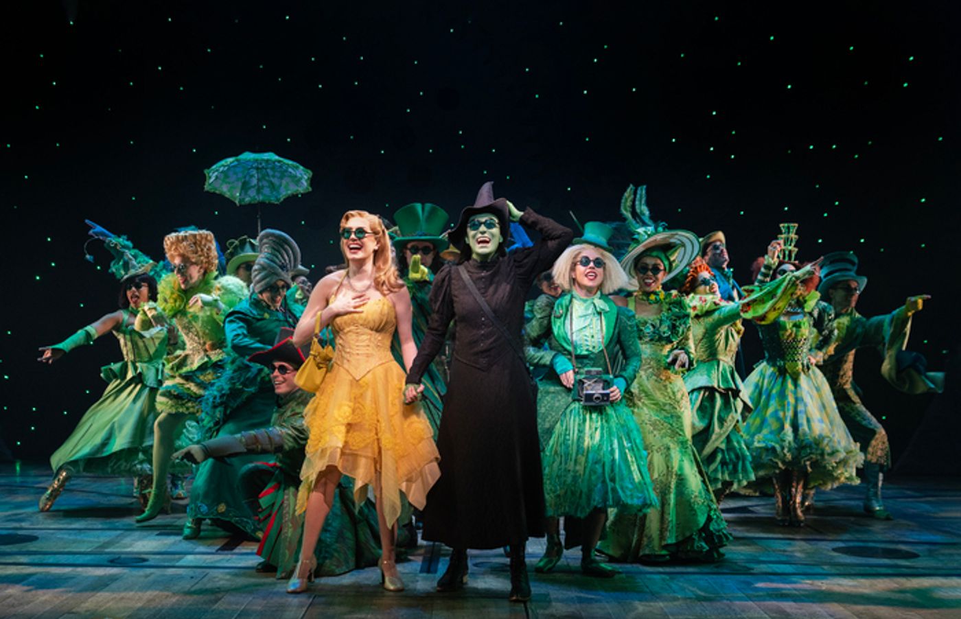 Photos: See New Images of the 20th Anniversary Cast of WICKED  Image
