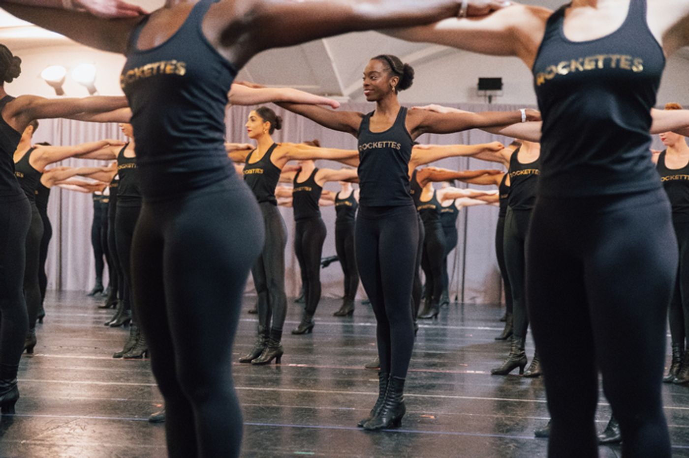 Photos: The Radio City Rockettes Get Ready for the 2023 CHRISTMAS SPECTACULAR  Image