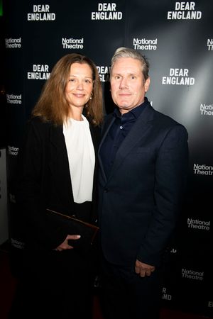 Sir Keir Starmer and Lady Victoria Starmer arrives for the National Theatre’s Dear England press night at the Prince Edward Theatre, London. Picture date: Thursday 19th October 2023. Credit: DavidJensen @ BroadwayWorld Sir Keir Starmer and Lady Victoria Starmer arrives for the National Theatre’s Dear Photo