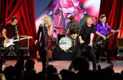 Ronnie Wood, Lady Gaga, Mick Jagger, Steve Jordan and Keith Richards Photo