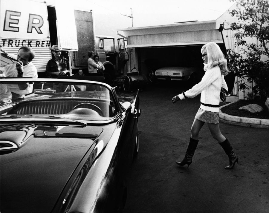 Album Review: Don't Walk, RUN To Get NANCY SINATRA KEEP WALKIN': SINGLES, DEMOS & RARITIES 1965 - 1978  Image