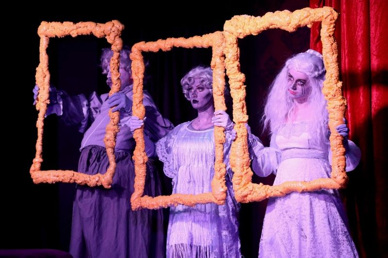 Review: ADDAMS FAMILY THE MUSICAL at Murry's Dinner Playhouse  Image