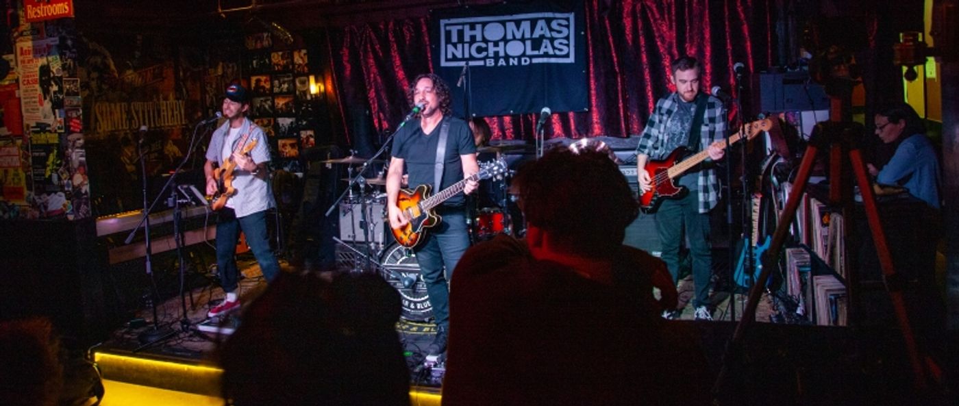 Review: 90S DREAMS FAN FEST at Stitch Bar & Blues Reunites TV Sitcom California Dreams Cast  Image