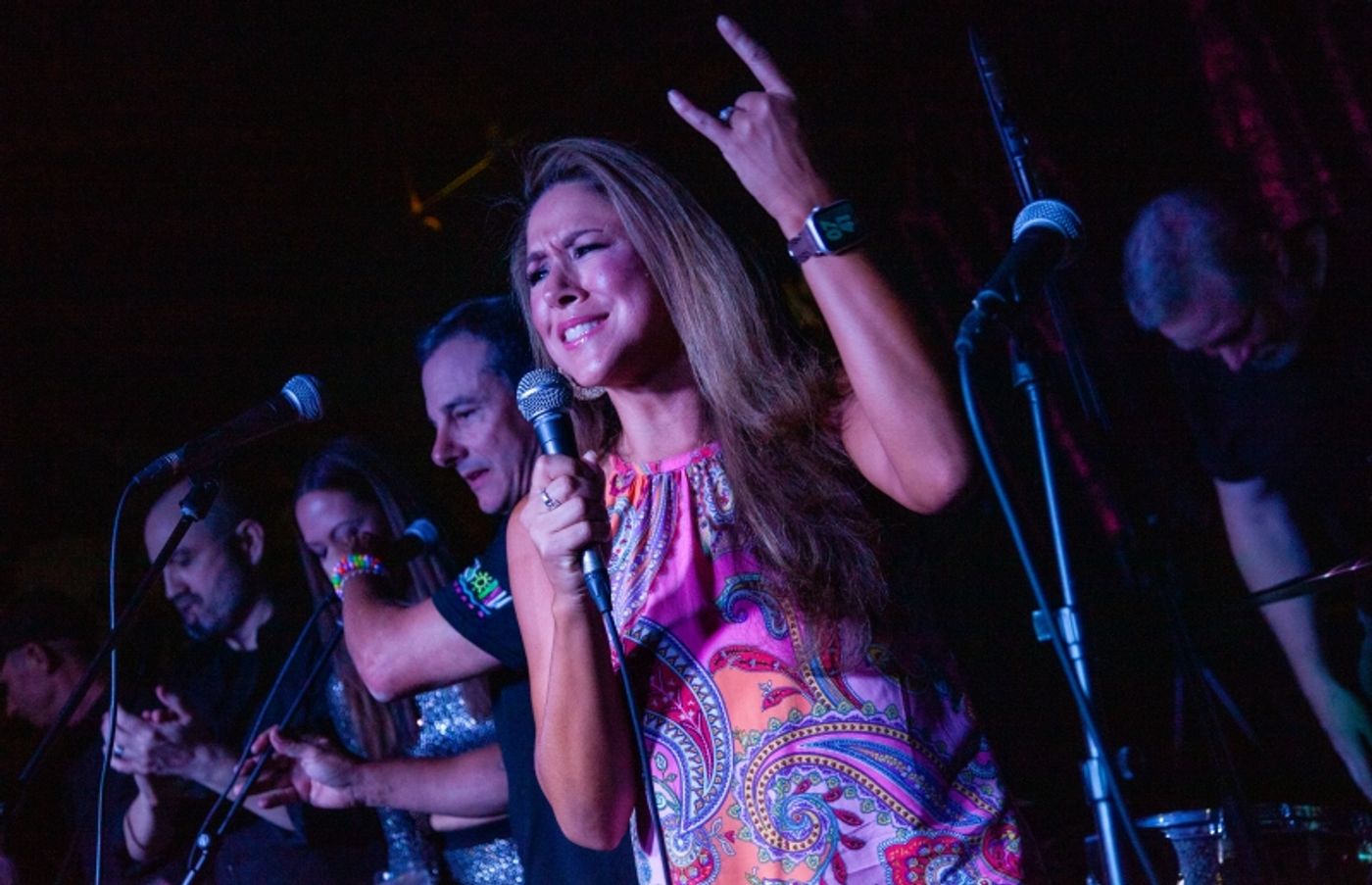 Review: 90S DREAMS FAN FEST at Stitch Bar & Blues Reunites TV Sitcom California Dreams Cast  Image