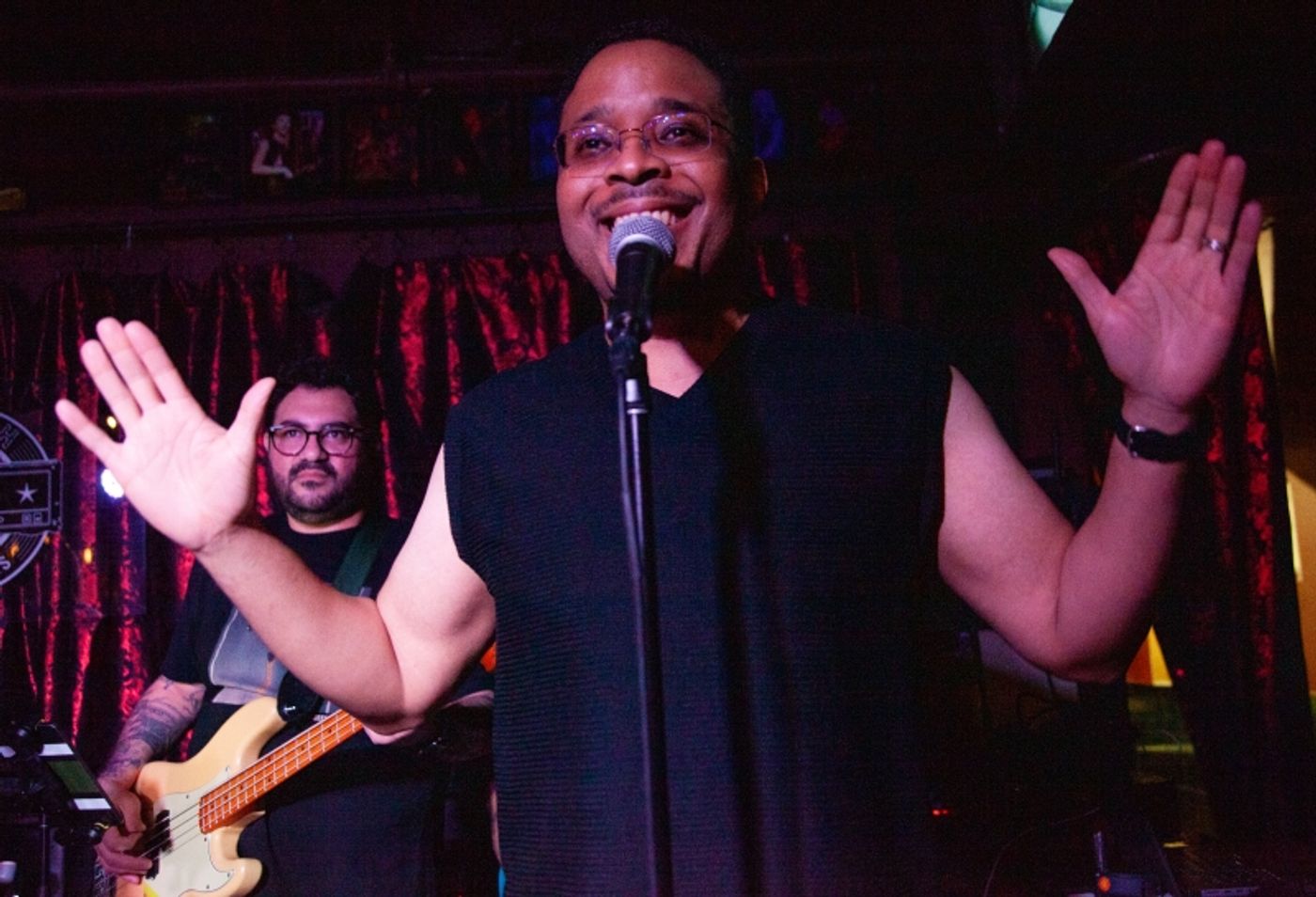 Review: 90S DREAMS FAN FEST at Stitch Bar & Blues Reunites TV Sitcom California Dreams Cast  Image