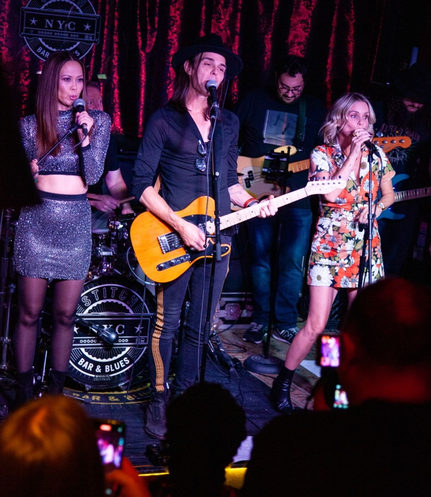 Review: 90S DREAMS FAN FEST at Stitch Bar & Blues Reunites TV Sitcom California Dreams Cast  Image