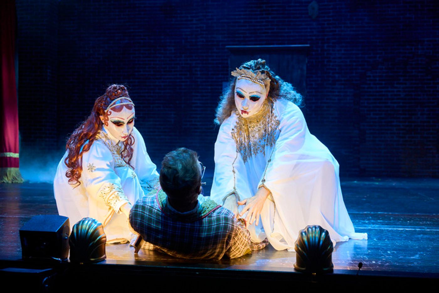 Photos: First Look at Great Lakes Theatre's DRACULA: THE BLOODY TRUTH  Image