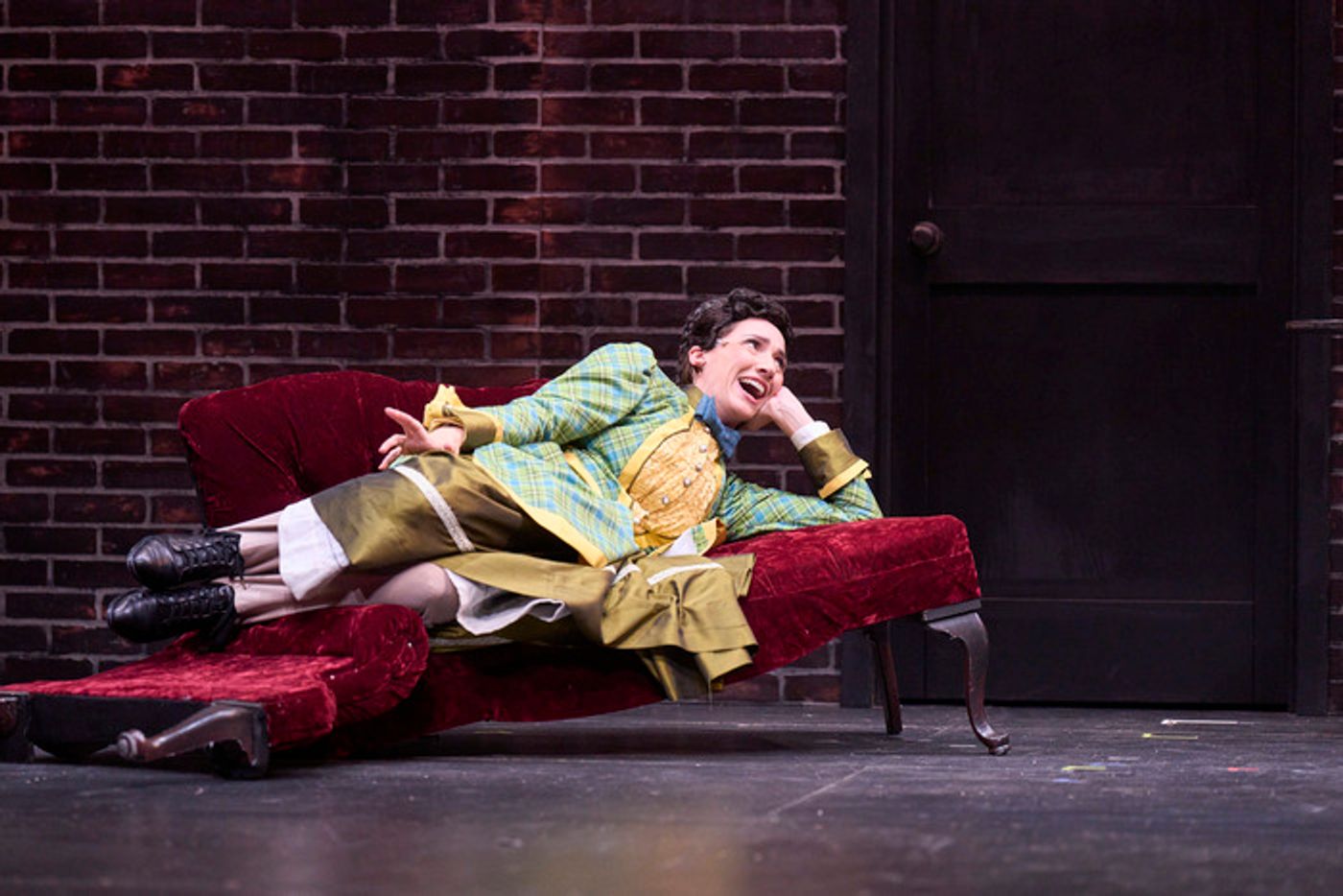 Photos: First Look at Great Lakes Theatre's DRACULA: THE BLOODY TRUTH  Image