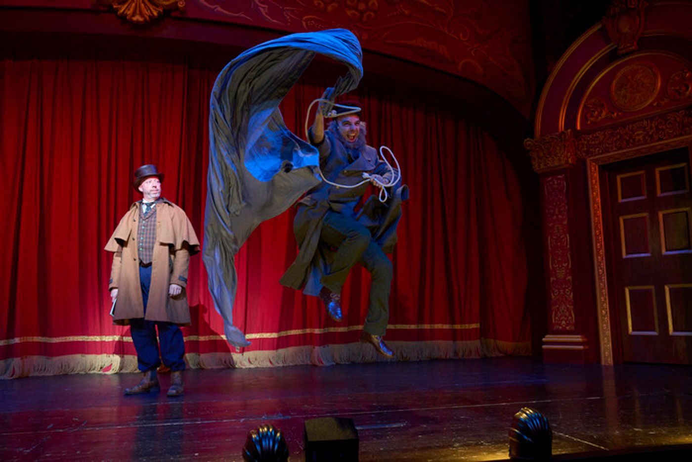 Photos: First Look at Great Lakes Theatre's DRACULA: THE BLOODY TRUTH  Image