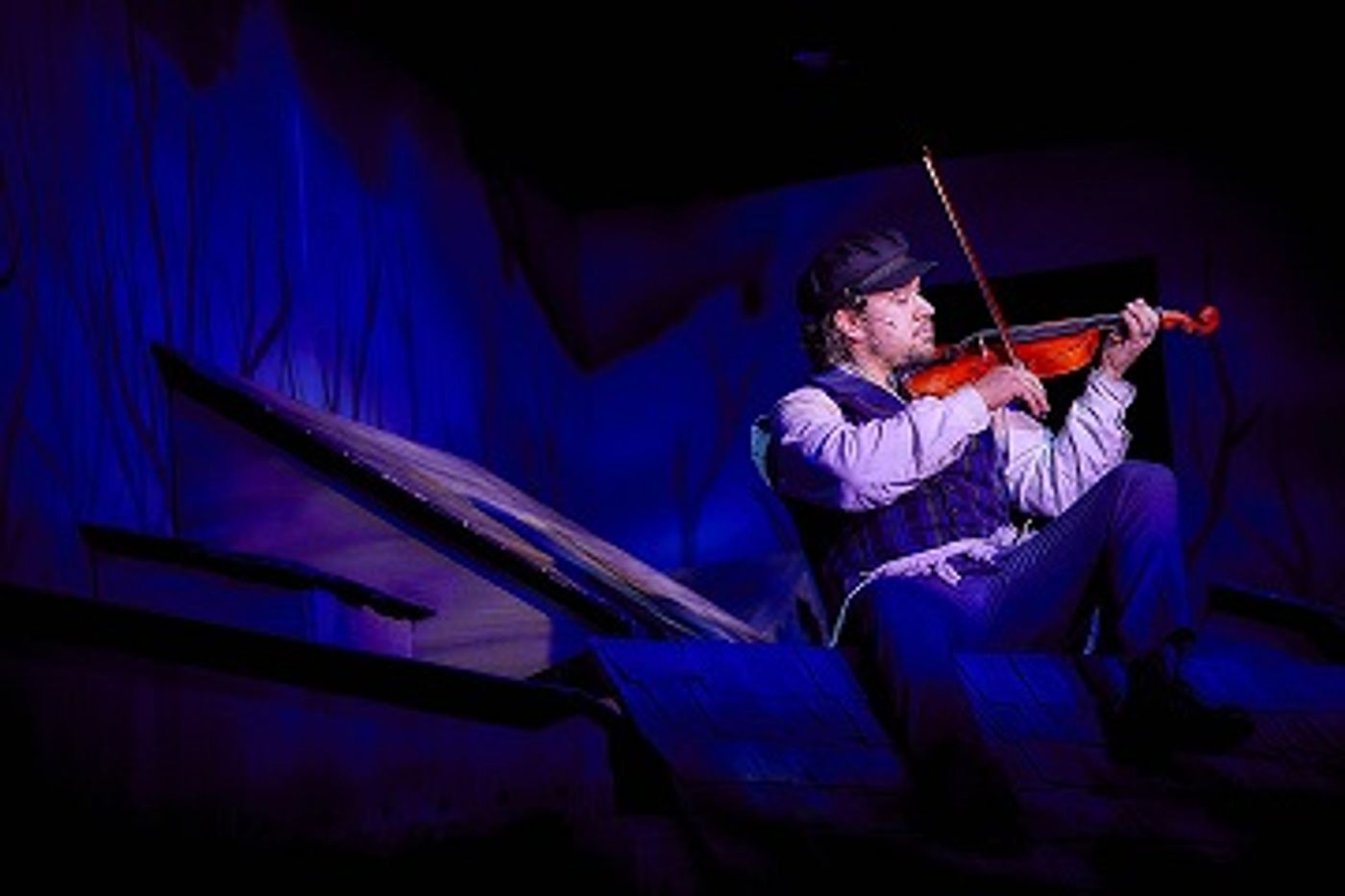 Review: FIDDLER ON THE ROOF at Hale Centre Theatre Review: FIDDLER ON THE ROOF at Hale Centre Theatre Image