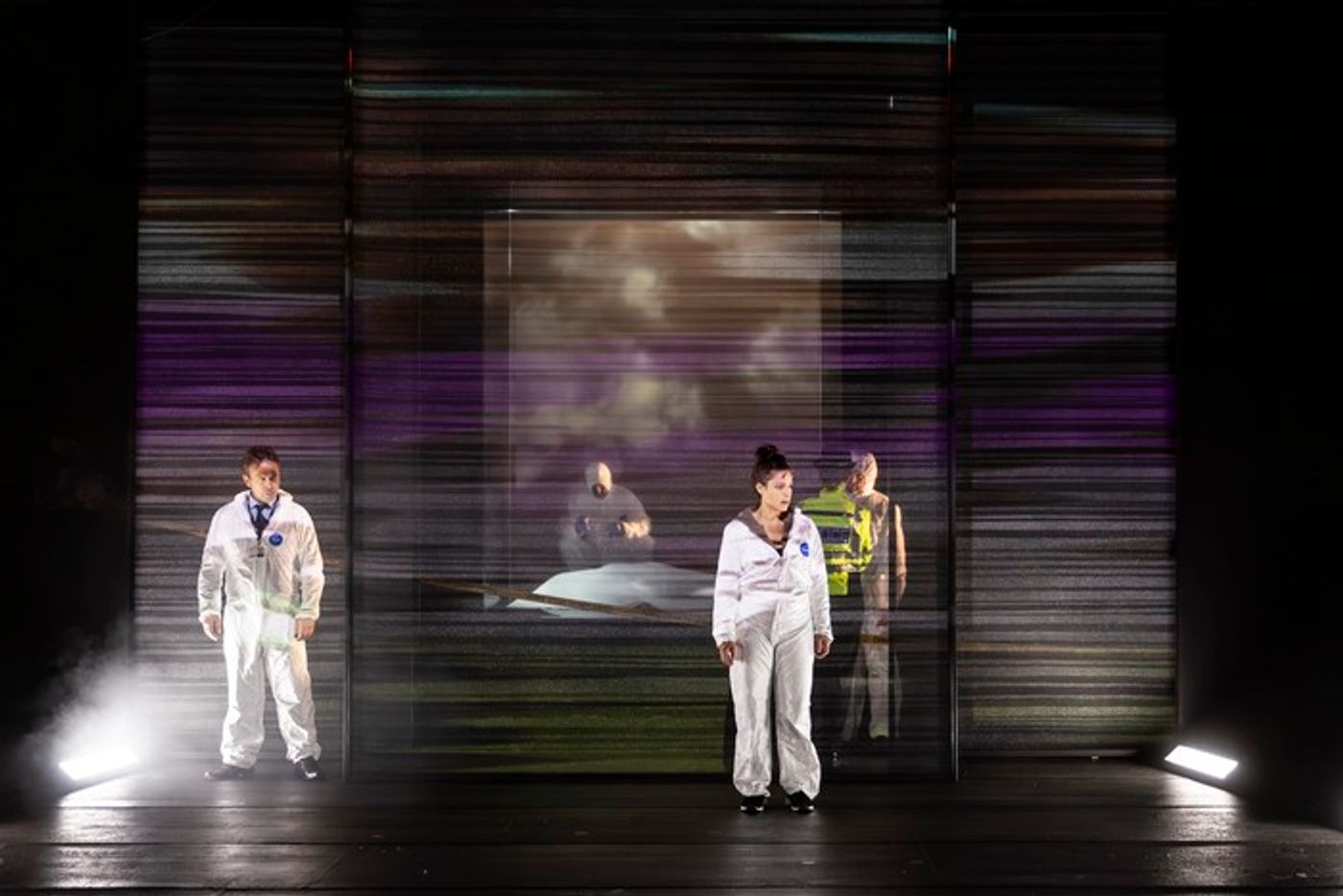 Photos: First Look at THE GIRL ON THE TRAIN at Salisbury Playhouse  Image