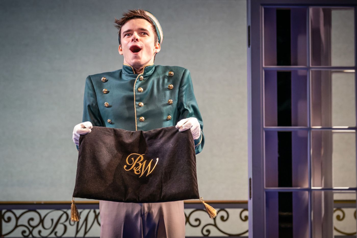 Photos: First Look at the UK Tour of PRETTY WOMAN THE MUSICAL  Image