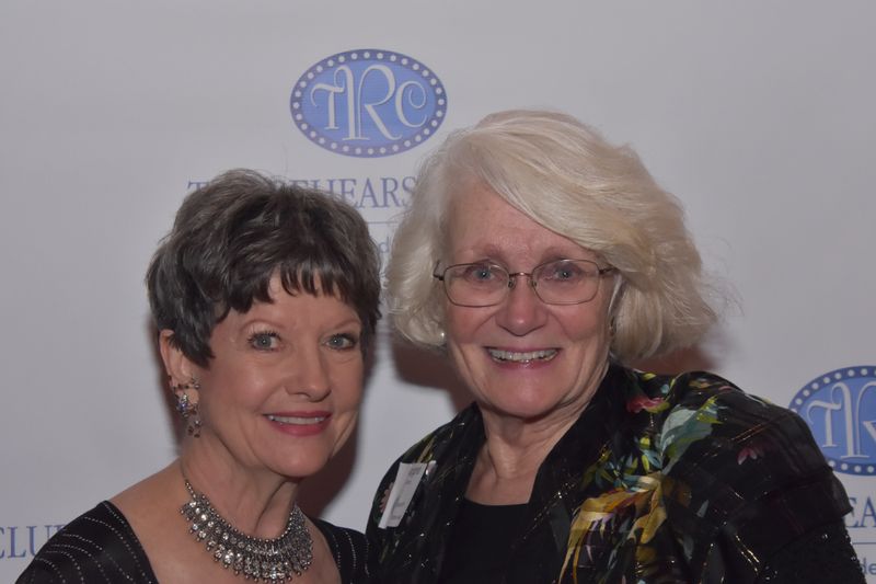 Photos: The Rehearsal Club Celebrates 110th Birthday With Gala Hosted By Blythe Danner — photo 29 of 60