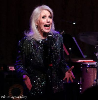 Jamie deRoy Photo