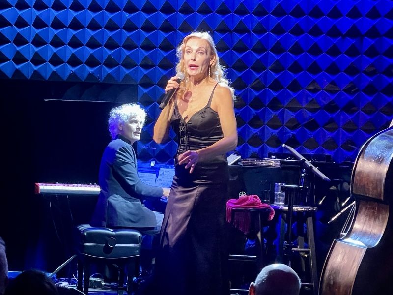 Review: Ute Lemper Astounds in TIME TRAVELER at Joe's Pub  Image