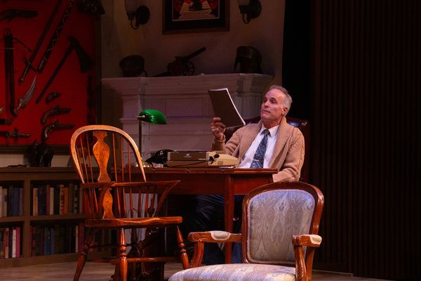 Photos: First Look at Comedy Thriller DEATHRRAP At International City Theatre  Image