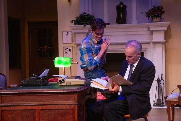 Photos: First Look at Comedy Thriller DEATHRRAP At International City Theatre  Image