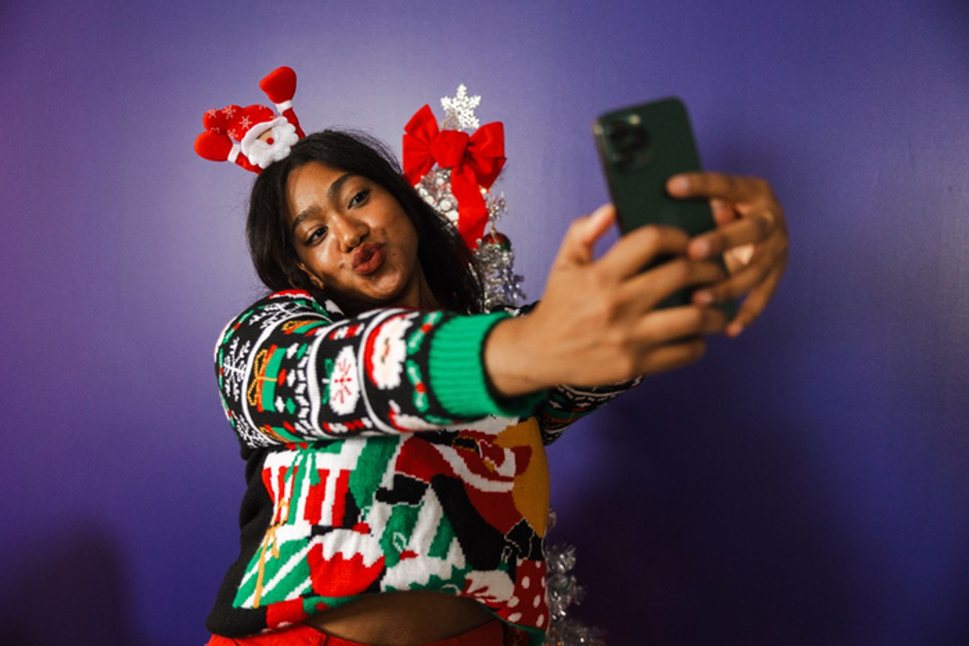 Photos: Meet The Cast Of The New TUTS Musical, THE UGLY XMAS SWEATER MUSICAL!  Image