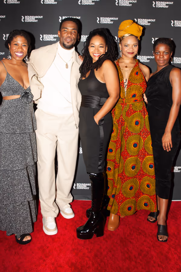 Ashley Hildreth, Chaundre Hall-Broomfield, Chrystal Dickinson, Jade Payton, and Lark  Photo