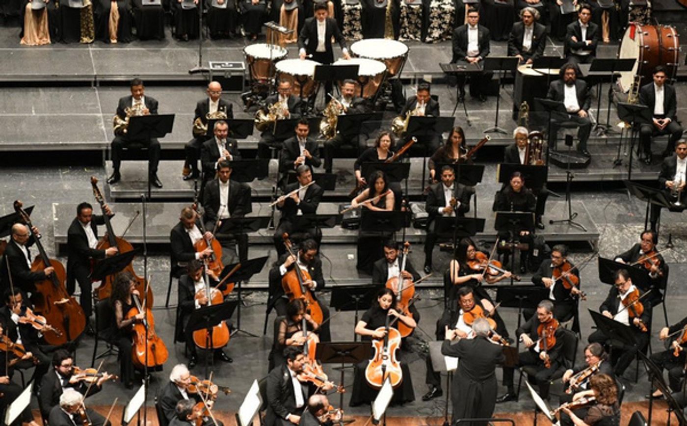 Photos: La Orquesta Sinfónica Nacional Hermanó Al Público Con El Himno A La Alegría Photos: La Orquesta Sinfónica Nacional Hermanó Al Público Con El Himno A La Alegría Image