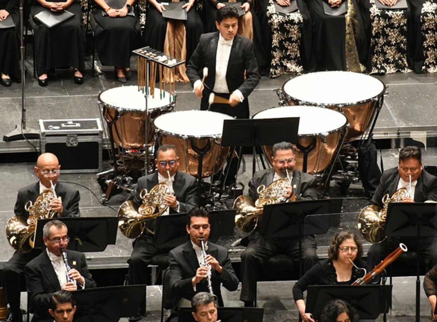 Photos: La Orquesta Sinfónica Nacional Hermanó Al Público Con El Himno A La Alegría Photos: La Orquesta Sinfónica Nacional Hermanó Al Público Con El Himno A La Alegría Image