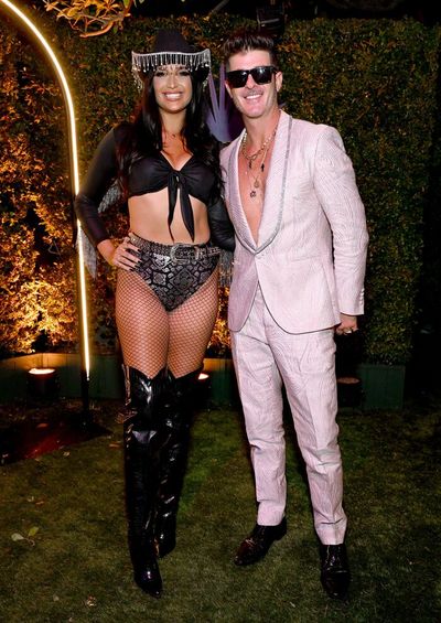 April Love Geary and Robin Thicke Photo