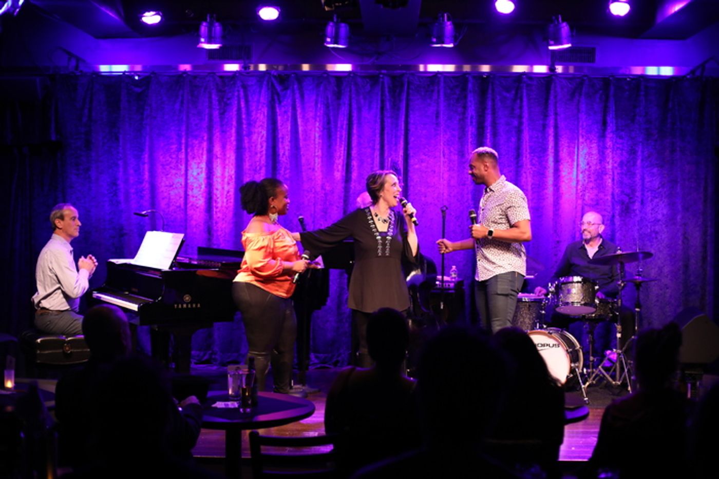 Photos: October 24th THE LINEUP WITH SUSIE MOSHER In A Chris Ruetten Photo Flash  Image