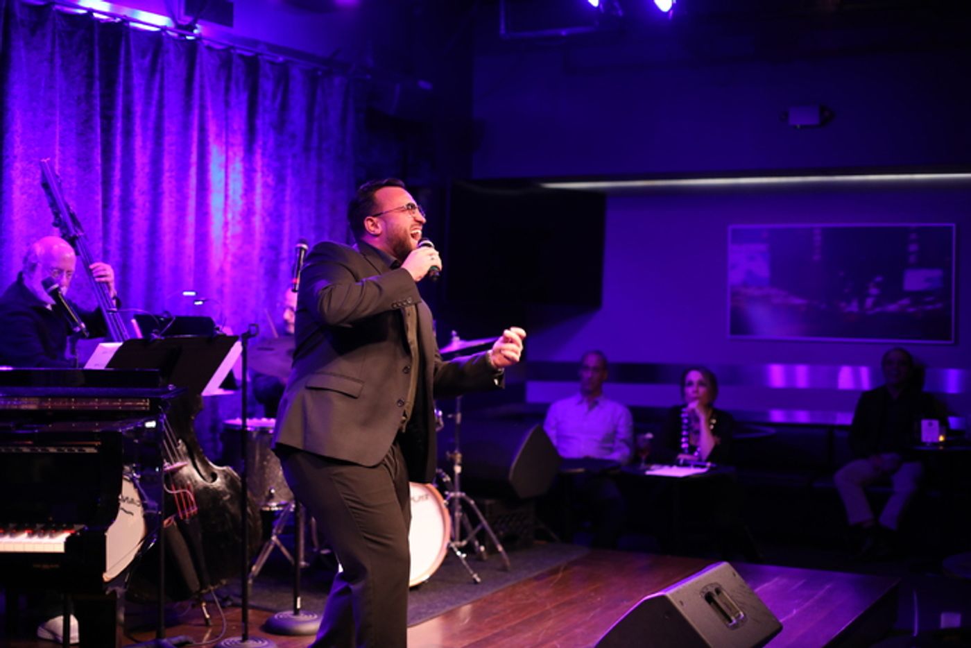 Photos: October 24th THE LINEUP WITH SUSIE MOSHER In A Chris Ruetten Photo Flash  Image