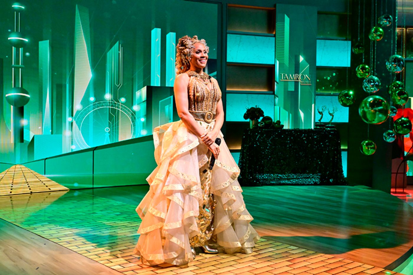 Video/Photos: THE WIZ Cast Performs 'Ease on Down the Road' For Tamron Hall's Halloween Episode  Image