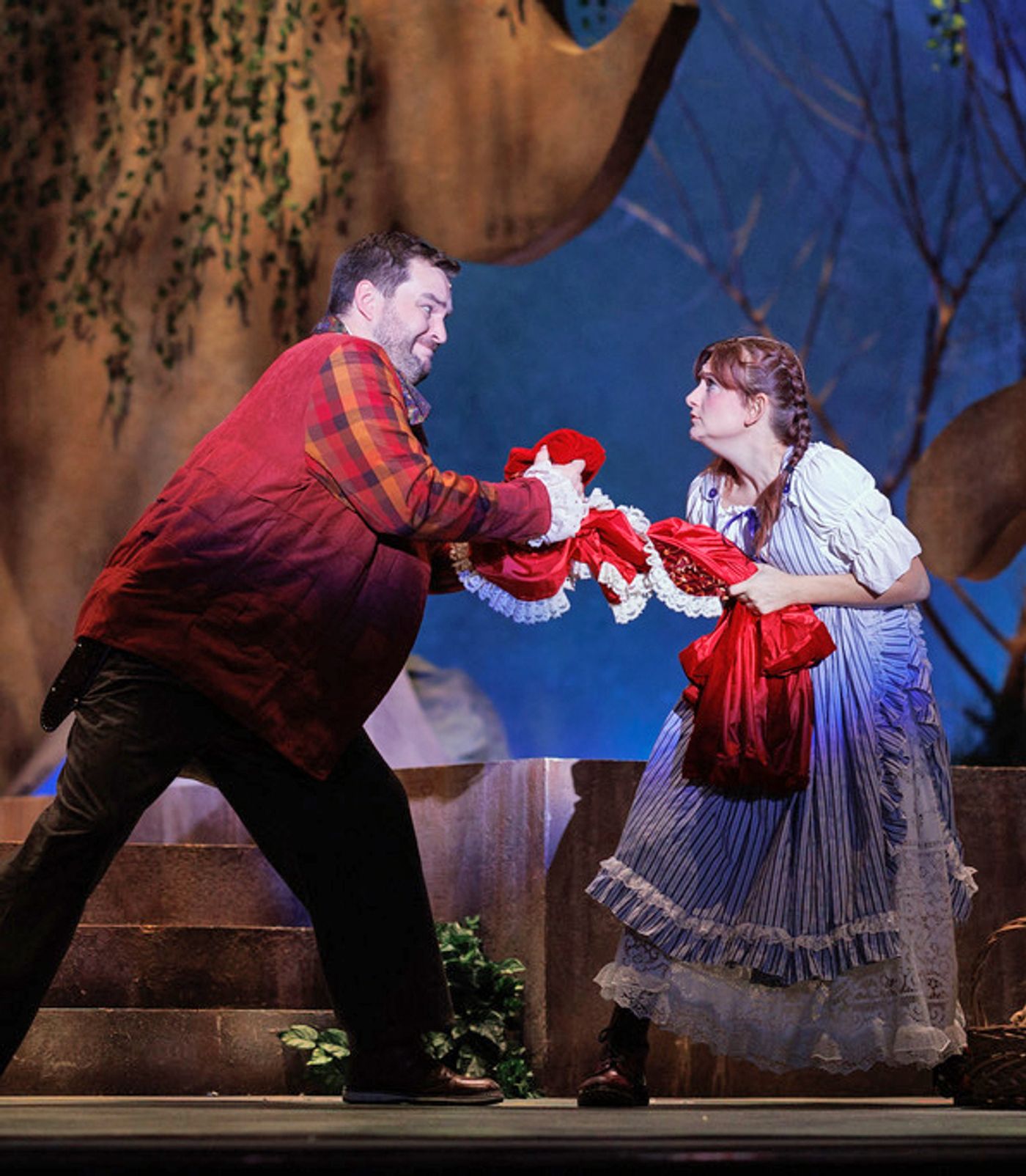 Review: INTO THE WOODS at White Theatre  Image