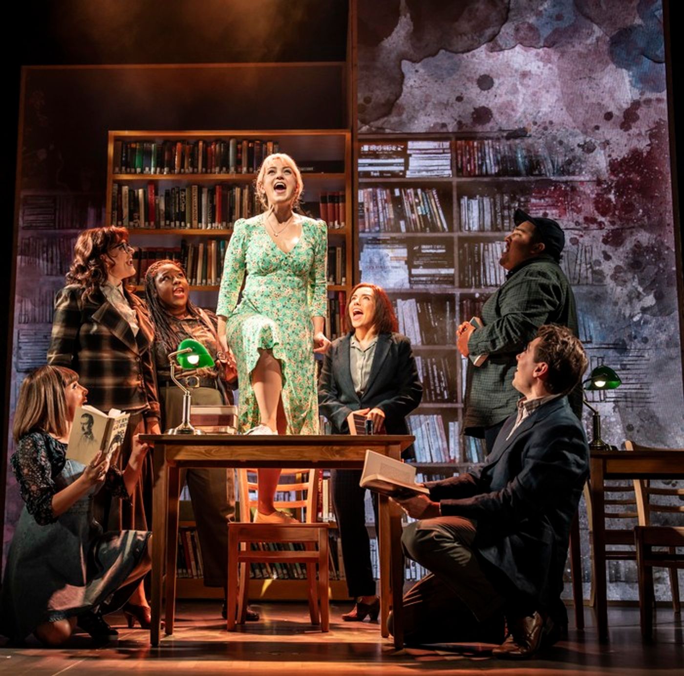 Photos: First Look at THE TIME TRAVELLER'S WIFE, Starring David Hunter and Joanna Woodward  Image