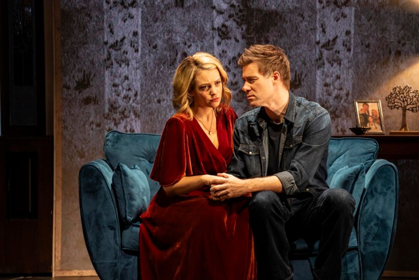 Photos: First Look at THE TIME TRAVELLER'S WIFE, Starring David Hunter and Joanna Woodward  Image