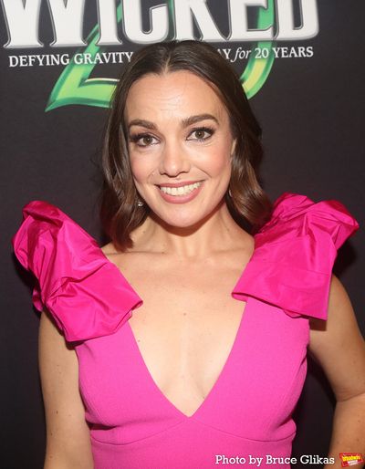 Kara Lindsay  Photo