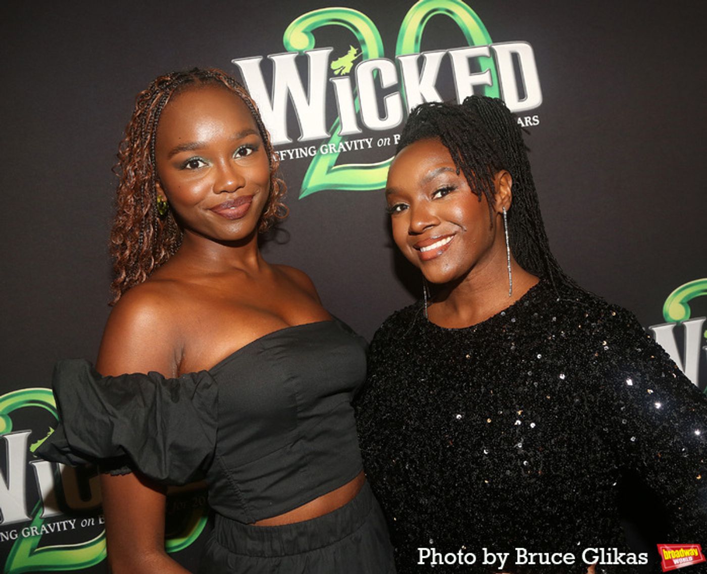 Photos: On the Red Carpet for WICKED's 20th Anniversary Photos: On the Red Carpet for WICKED's 20th Anniversary Image