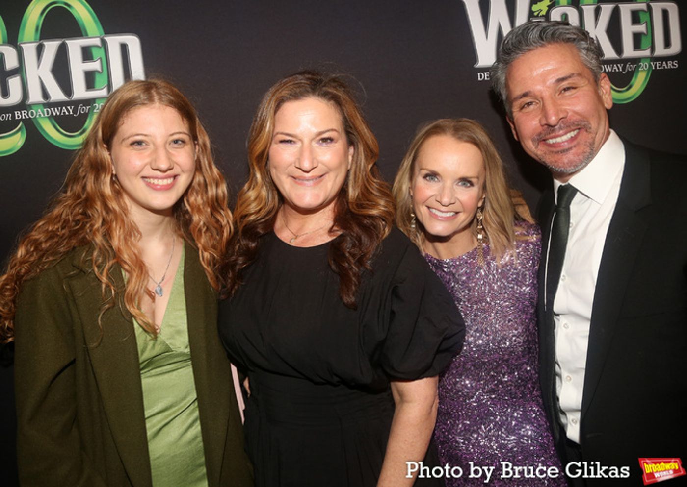 Photos: On the Red Carpet for WICKED's 20th Anniversary Photos: On the Red Carpet for WICKED's 20th Anniversary Image
