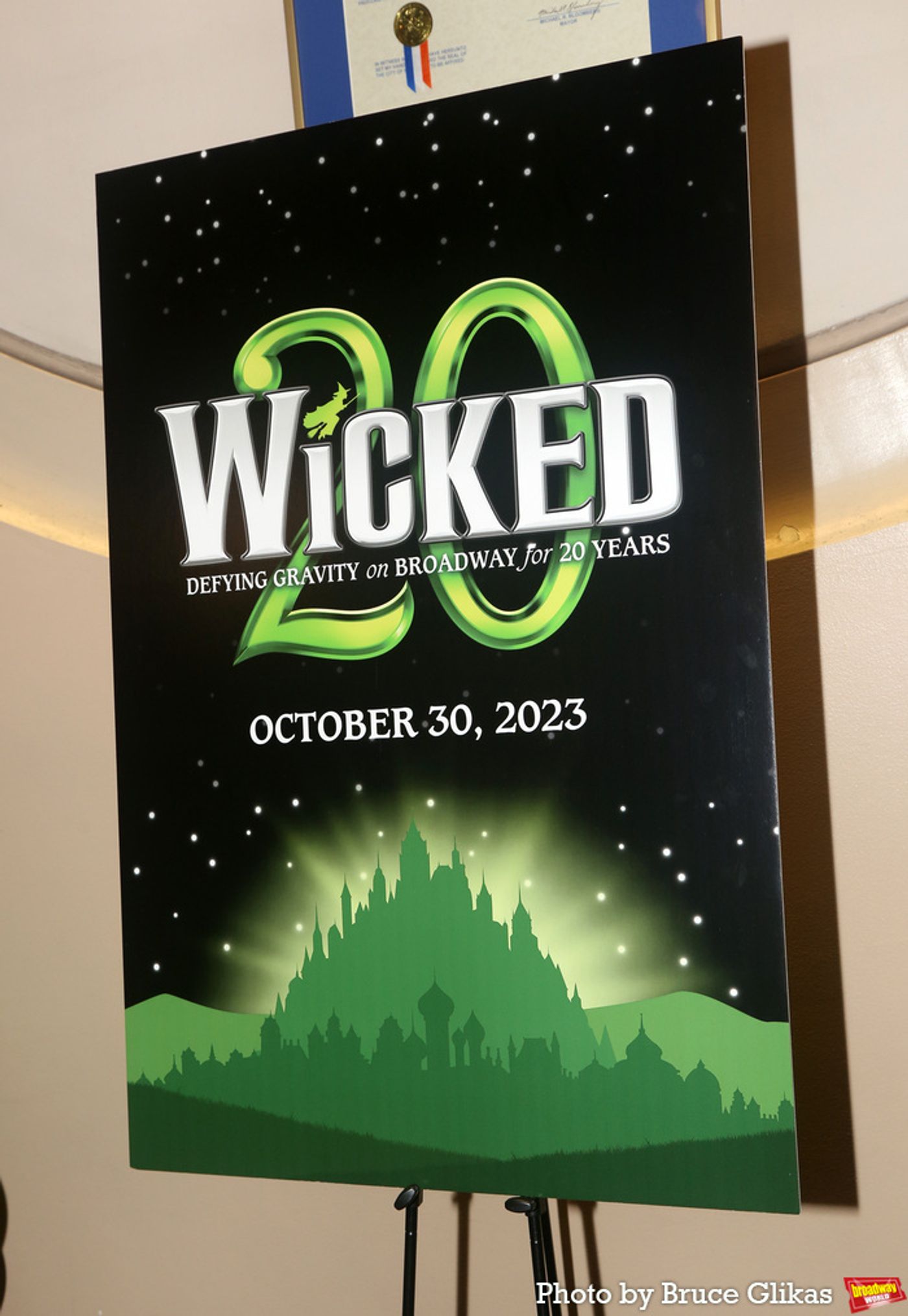 Photos: On the Red Carpet for WICKED's 20th Anniversary Photos: On the Red Carpet for WICKED's 20th Anniversary Image