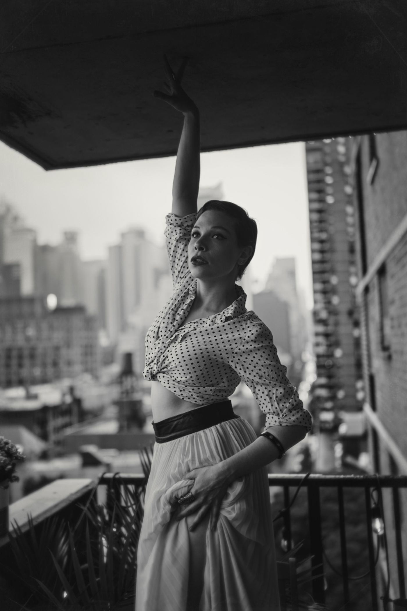 Music Video Review: Lauren Marcus A Mistress Of Disguise In SKINNY AND BLONDE Video  Image