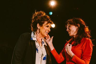 Caroline Aaron, Mariulu Hener  Photo