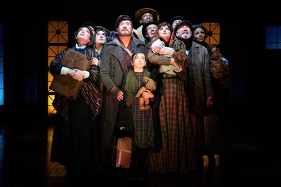 Bobby Smith, Emerson Holt Lacayo and the cast  Photo