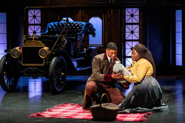 Exclusive Photos: Get A First Look At Signature Theatre's RAGTIME Image